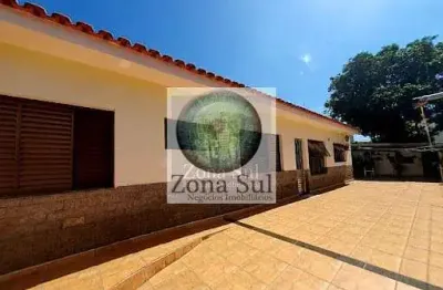 Casa com 2 quartos à venda na Rua Carmen Veiga Lopes, 65, Centro, Votorantim