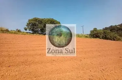 Terreno à venda na Rua Antônio S Lopes, Vila São João, Piedade