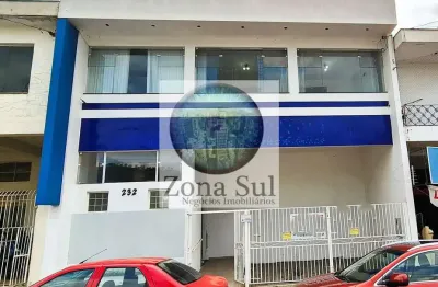 Casa comercial com 13 salas para alugar na Rua João Walter, 232, Centro, Votorantim