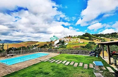 Excelente casa em condomínio fechado, parque das colinas em matias barbosa