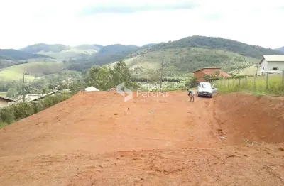 Terreno pronto para construir já com platôs prontos em simão pereira mg