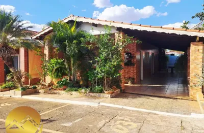 Chalé com 3 quartos e área gourmet – conforto e praticidade na laje!