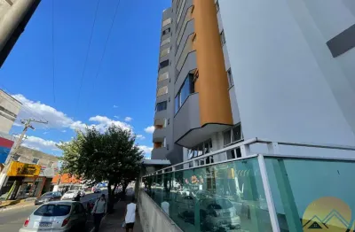 Apartamento em localização privilegiada em caldas novas, 2 quartos, 2 banheiros