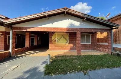 Chalé na laje e mobiliado à venda em caldas novas – condomínio fechado com lazer!