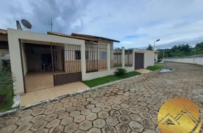 Casa de esquina no condomínio walta marques 2 em frente ao clube lagoa- caldas novas.