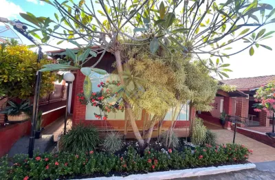 Chalé à venda– conforto, espaço e localização privilegiada! próximo ao assaí