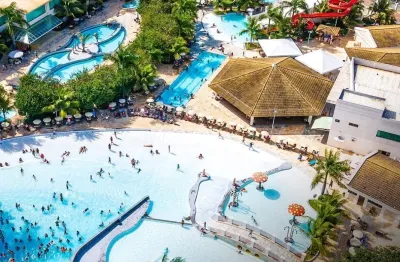 Este aconchegante flat está localizado no Lacqua diRoma II, um dos complexos mais procurados de Caldas Novas