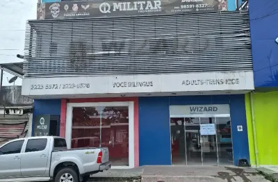 Aluga-se maravilhoso ponto comercial na cidade nova em rua principal com 11 salas