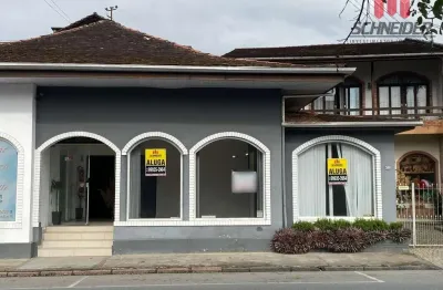 Casa comercial para alugar na Av. Nereu Ramos, 590, Centro, Timbó