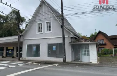 Casa comercial para alugar na Avenida Nereu Ramos, 923, Quintino, Timbó