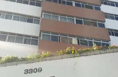 Apartamento com 3 quartos para alugar na avenida antônio justa, 3309, meireles, fortaleza por r$ 2.450
