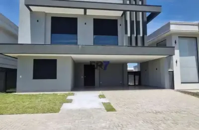 Sobrado à venda em campinas, loteamento residencial arborais, com 3 suítes, com 360 m²