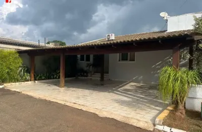 Casa em condomínio fechado com 3 quartos à venda na israel pinheiro, 63, residencial sol nascente, anápolis por r$ 550.000