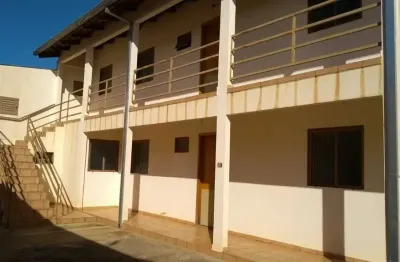 Apartamento com 2 quartos para alugar na tiradentes, 170, setor central, anápolis por r$ 1.200