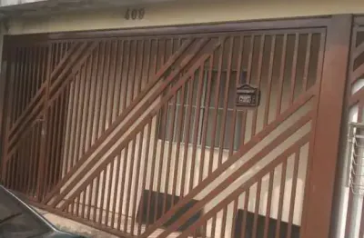 Terreno à venda na Rua Japão, 409, Vila Silviânia, Carapicuíba