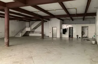 Prédio para alugar na Praça João Francisco Lisboa, 117, Vila Madalena, São Paulo