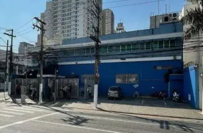 Prédio comercial próximo à estação de metrô palmeiras/barra funda para locação