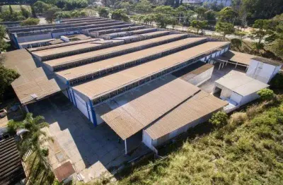 Barracão / Galpão / Depósito para alugar na Independência, 73, Éden, Sorocaba