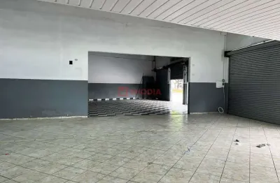 Loja comercial para locação em avenida de grande fluxo de veiculos e pedestres na zona norte.