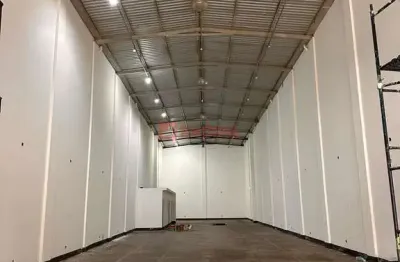 Locação de galpão comercial reformado na vila guilherme zona norte - entra carreta