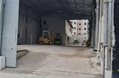 Galpão 460m² para locação, invista no seu futuro na vila carioca, são paulo!