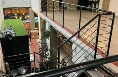 Casa comercial 320m² em pinheiros com deck e cozinha industrial