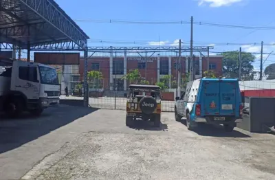 Oportunidade única: galpão comercial versátil e estratégico na zona leste!