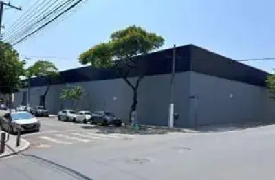 Galpão industrial de alto padrão no cambuci: 3300m² com renda garantida!