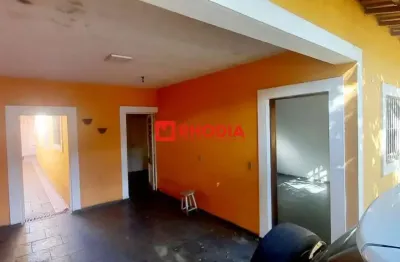 Excelente casa térrea a venda com 97m2 , 03 dormitórios,01 suíte , 02 vagas bairro vila vitório mazzei