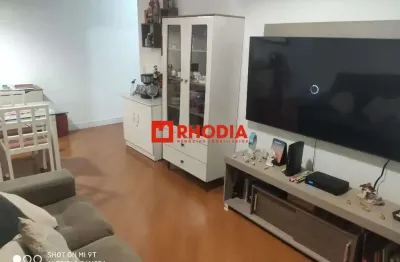 Apartamento de 2 dormitórios sendo 1 suíte, 56m², ótimo estado, localização estratégica santa teresinha, ideal para morar/investir