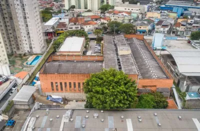 Prédio para alugar na Rua Dona Estela Borges Morato, 418, Vila Siqueira (Zona Norte), São Paulo