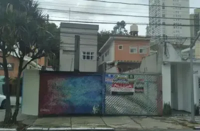 Prédio para alugar na Rua Augusto Tolle, 871, Santana, São Paulo