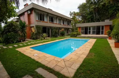 Casa com 4 quartos à venda no Boa Vista, Joinville 