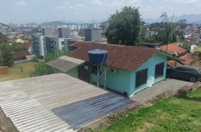 Terreno à venda no Iririú, Joinville 