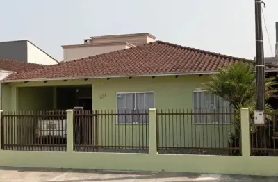 Casa com 3 quartos à venda no Jardim Iririú, Joinville 