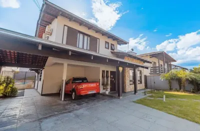 Casa com 3 quartos à venda no Glória, Joinville 