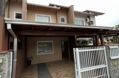 Casa à venda no Boa Vista, Joinville 