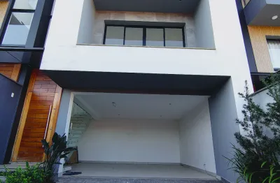 Casa com 3 quartos à venda no Floresta, Joinville 