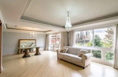 Apartamento com 3 quartos para alugar na Rua Anita Garibaldi, 1231, Mont Serrat, Porto Alegre por R$ 6.200