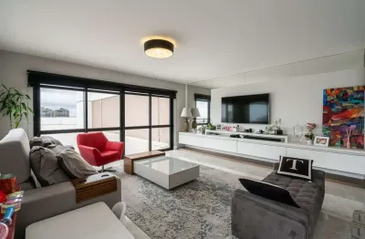 Cobertura com 3 quartos para alugar na Rua Cananéia, 255, Chácara das Pedras, Porto Alegre por R$ 20.000