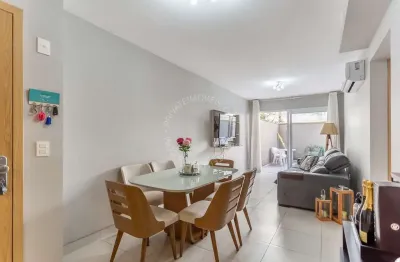 Apartamento com 2 quartos para alugar na Avenida Coronel Lucas de Oliveira, 2704, Petrópolis, Porto Alegre por R$ 3.900