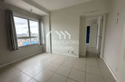 Apartamento com 1 dormitório para alugar, 45 m² por r$ 2.400,00/mês - centro - itajaí/sc