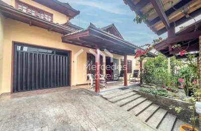 Casa com 3 suítes à venda, 167 m² por r$ 1.700.000,00 - dom bosco - itajaí/sc