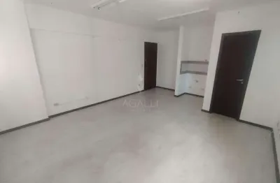Sala comercial com 1 sala para alugar na Rua Nunes Machado, 473, Rebouças, Curitiba por R$ 750