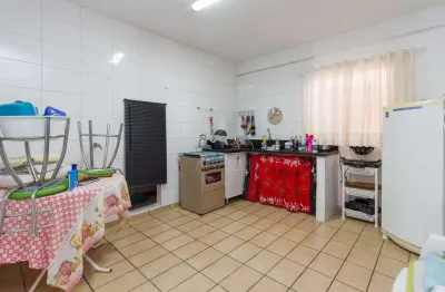 Casa com 1 quarto à venda na Rua Santa Catarina, 980, Água Verde, Curitiba por R$ 1.200.000