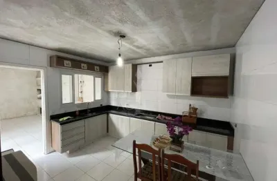 Casa com 3 quartos à venda no Sítio Cercado, Curitiba 