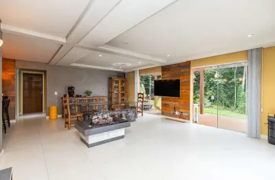 Sobrado com 5 dormitórios à venda,355.53 m , santa cândida, curitiba - pr