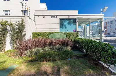 Apartamento com 2 quartos para alugar no Hauer, Curitiba 