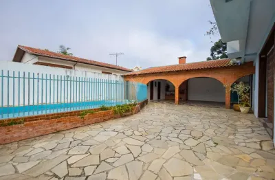 Sobrado com 3 lojas na parte inferior à venda boqueirão, curitiba - pr