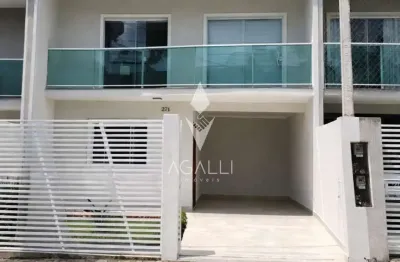 Casa com 3 quartos à venda na Rua Leônidas Sechi, 221, Afonso Pena, São José dos Pinhais por R$ 699.990